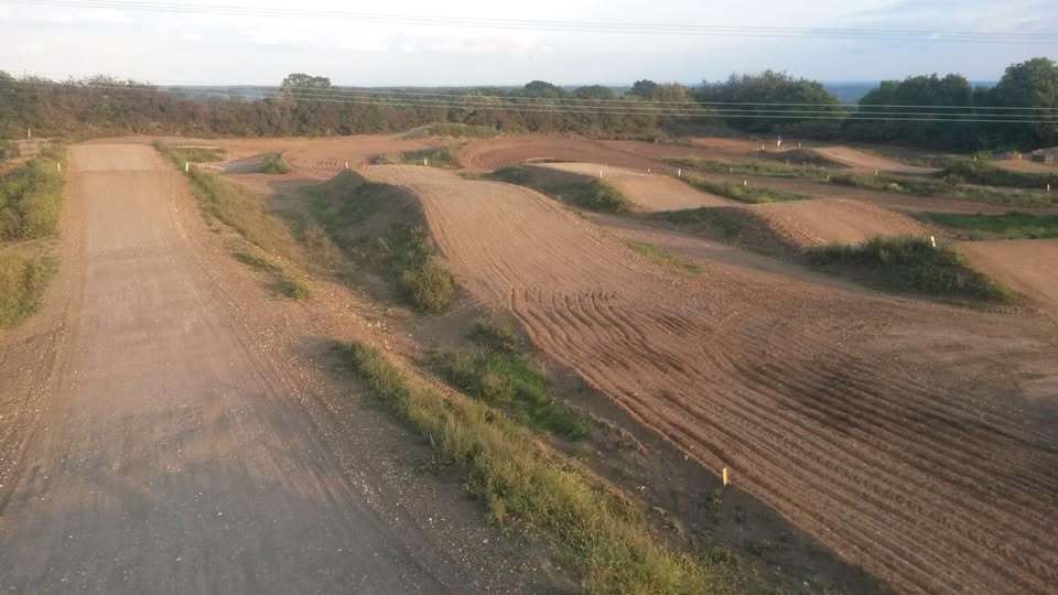 Flackwell Heath  gallery image 2